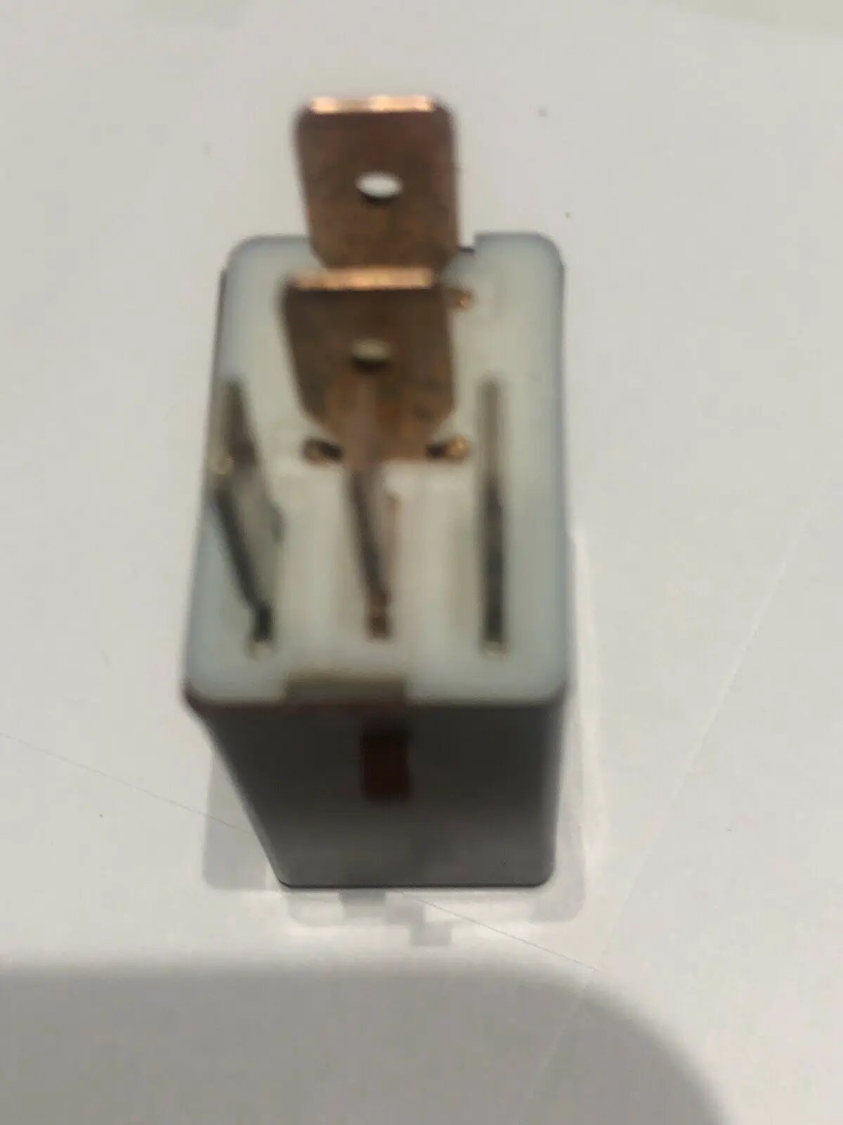 DENSO TOYOTA RELAY 90084-98032 by DENSO