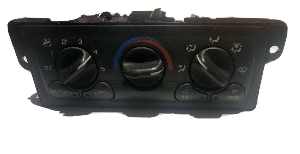 99 - 03 CHEVY MALIBU BASE LS 4D SEDAN A/C HEATER CLIMATE TEMPERATURE CONTROL OEM by Chevrolet