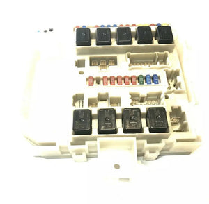 04 05 06 07  2004-07 NISSAN TITAN IPDM ENGINE FUSE RELAY BOX 284B6-7S002 OEM