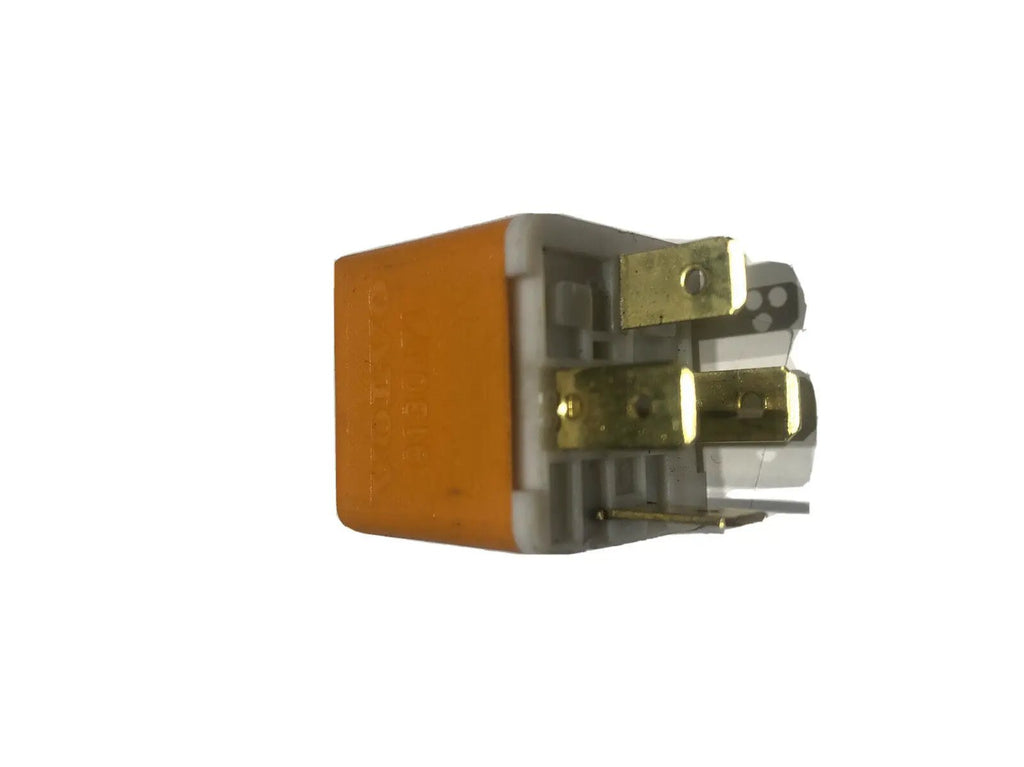 VOLVO FOG LAMP RELAY 9130171 4RD00352053 by Volvo