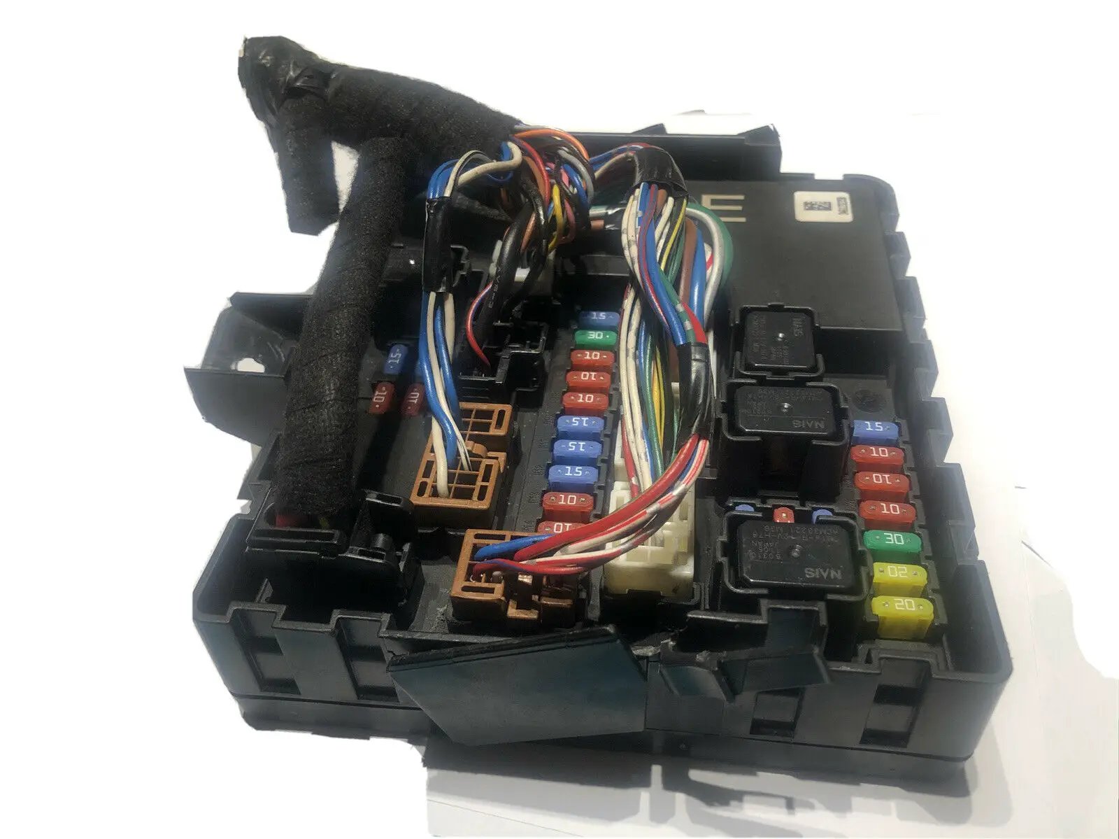 2008 NISSAN Armani IPDM FUSE RELAY BOX MODULE 284B7-3RA1B OEM by Nissan