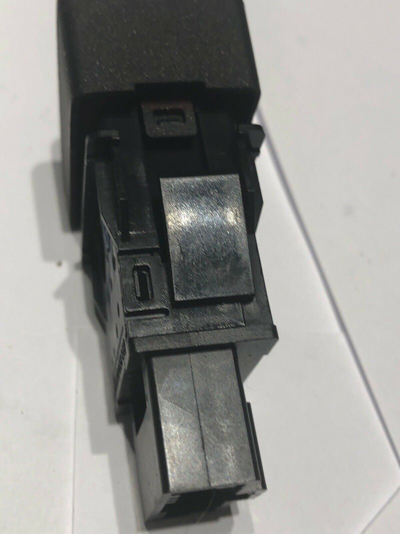 2004 - 2006 Acura TL Emergency Hazard Light Control Switch Unit P: M22273 OEM!
