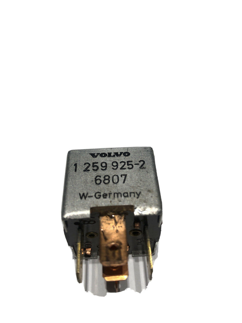 Genuine VOLVO 1986 86 740 Multi Purpose RELAY J 1 259 925-2