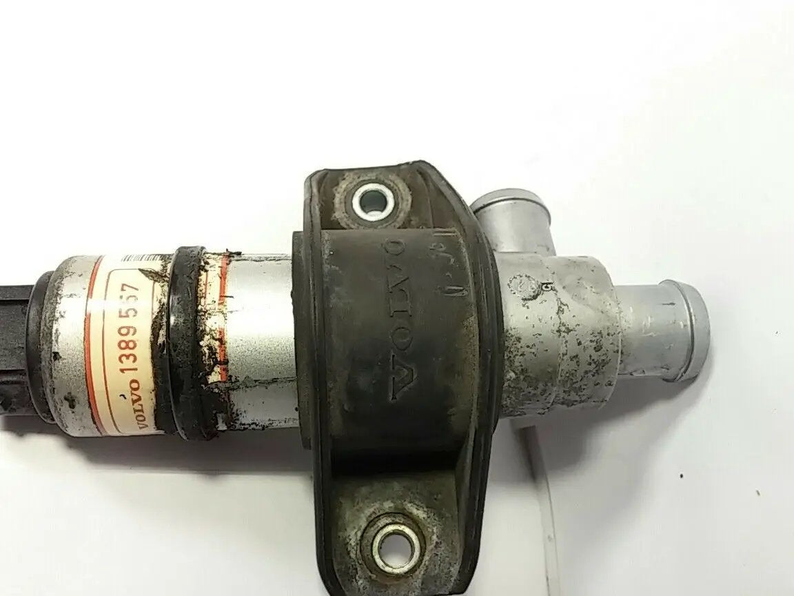 Volvo VDO Idle Air Control Valve For Regina System. Volvo 1389557 Fits 740-940 by VDO