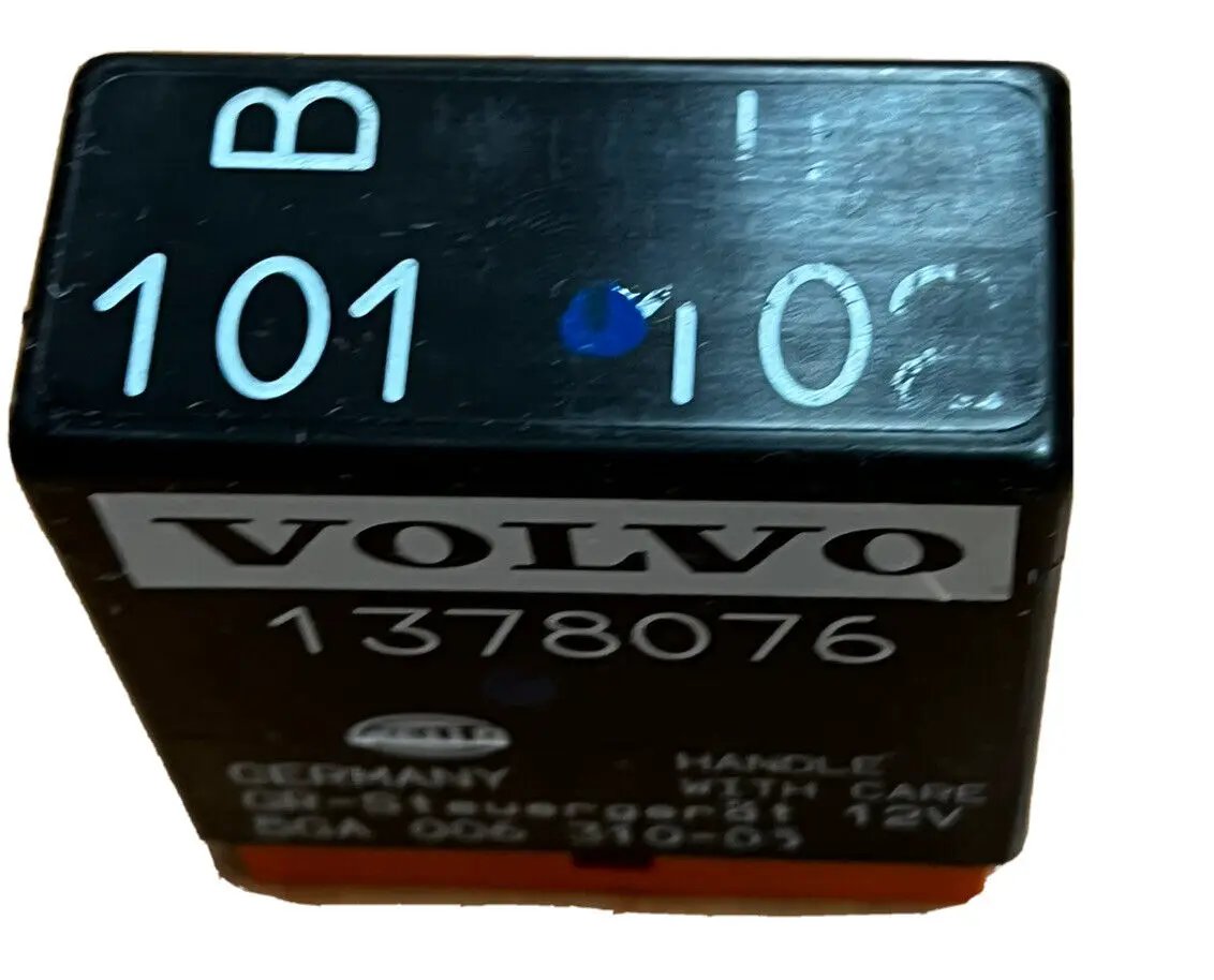 96-00 VOLVO 850 V70 S70 CRUISE CONTROL RELAY OEM 1378076 OEM by Volvo