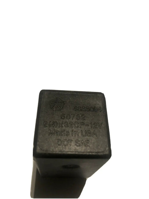 1996-2000 Dodge Chrysler, Cherokee Turn Signal Flasher Relay Moper OEM, 4686094 by Mopar