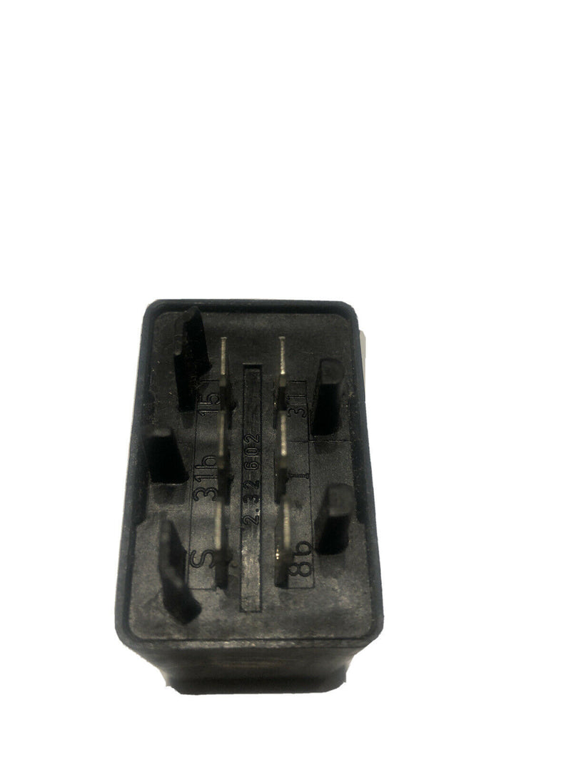 VOLVO 240 260 740 760 780 940 INTERMITTENT  FRONT WIPER RELAY  898158 6849780