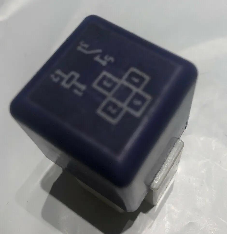FUSE BOX RELAY TOYOTA 28300-10020 DENSO 156700-0503 12V JAPAN PURPLE .B3 by Toyota