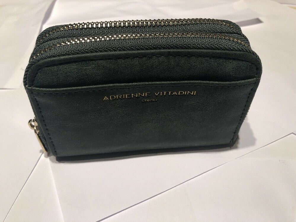 Adrienne Vittadini Mint Pebble Faux Leather Charging Wristlet