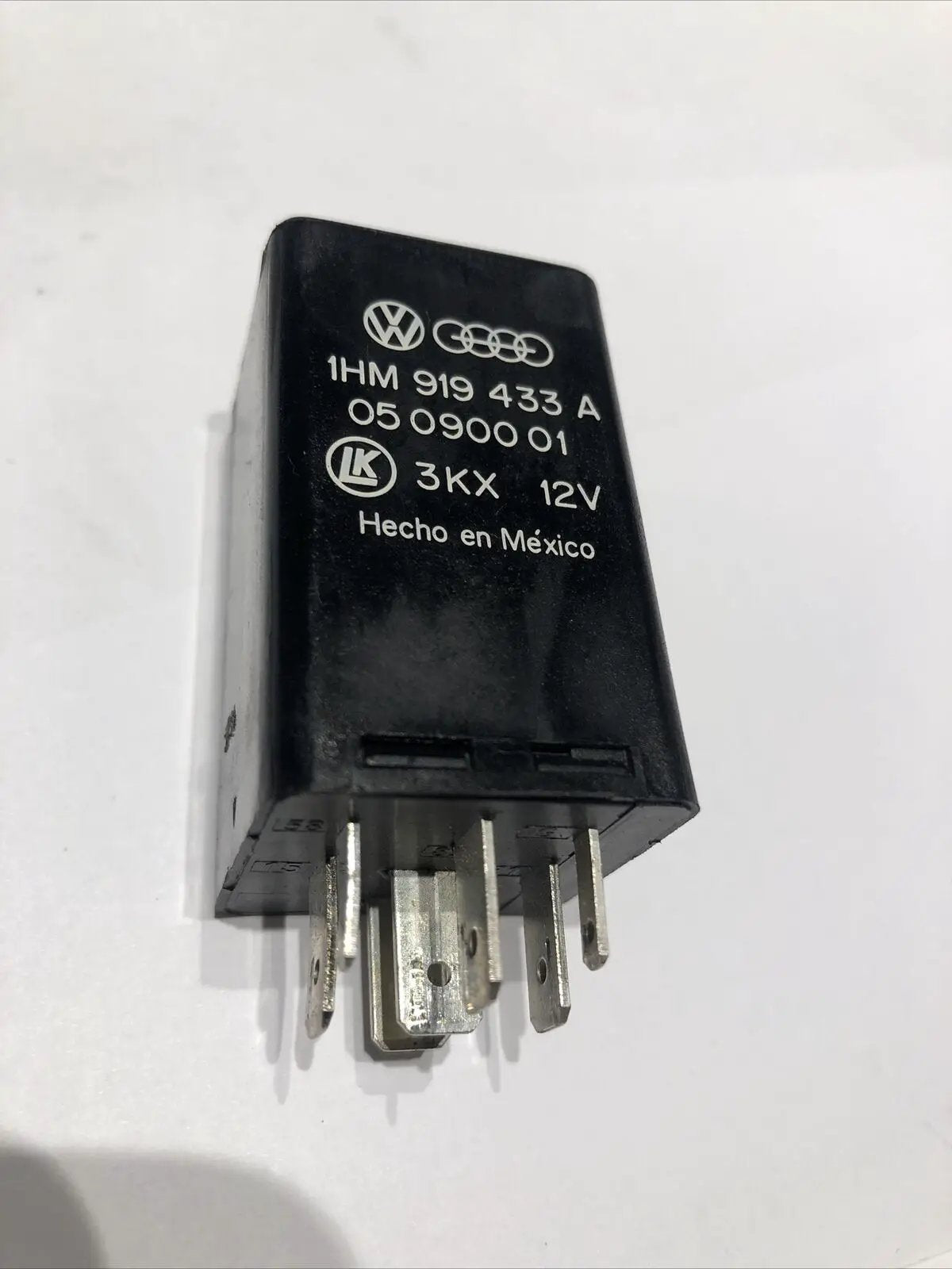 A187 VW Control Unit Relay ECU 357959485 Hella steuergerät by VW