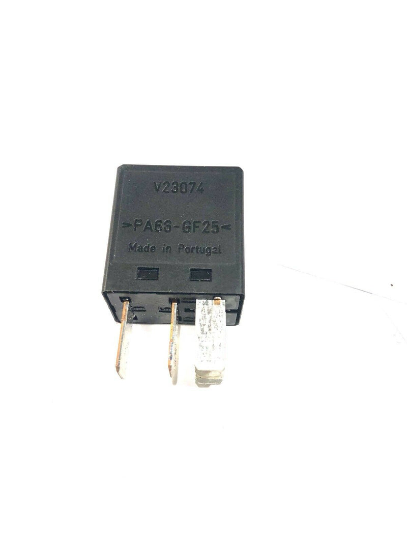 Tyco Volvo  RELAY 9441161  A4001-X40