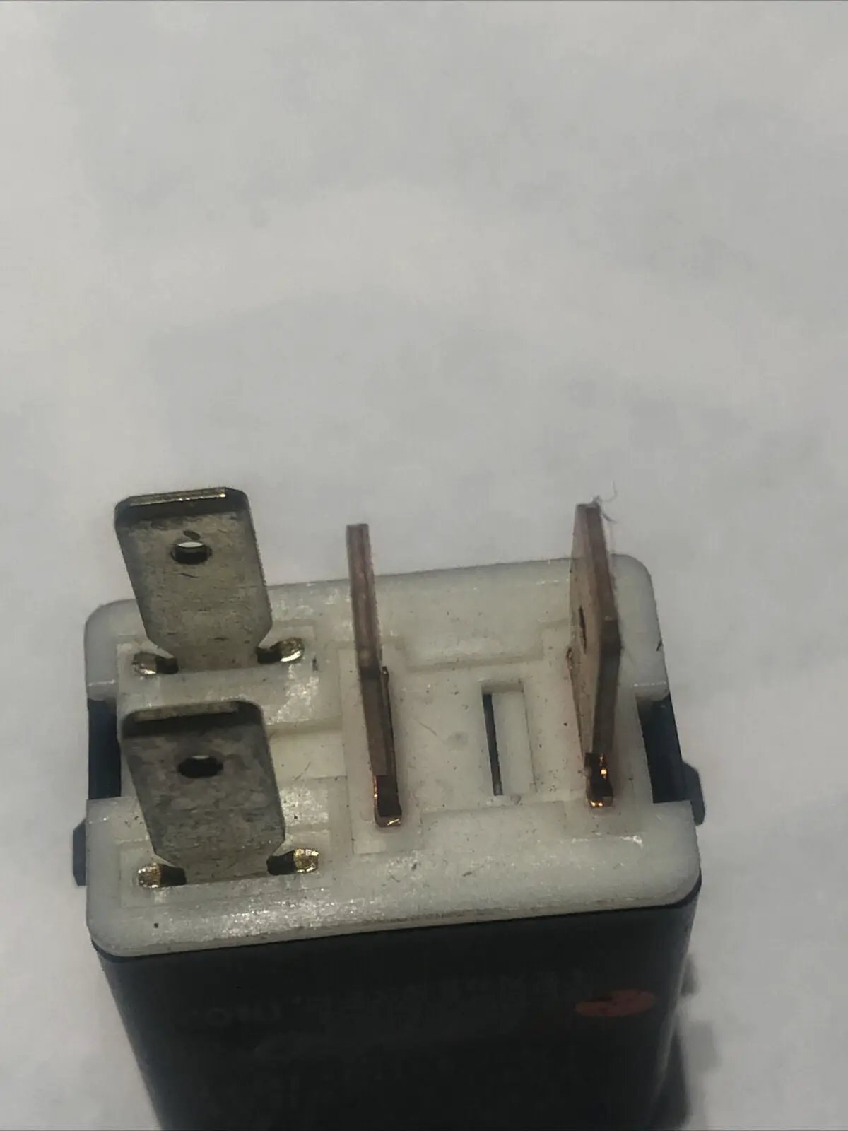 DENSO TOYOTA RELAY **MATCH PART NUMBER** 90084-98031 by DENSO