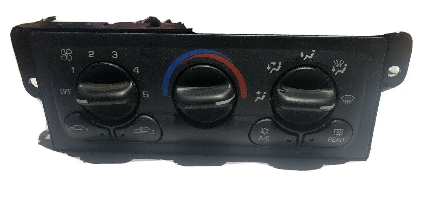 99 - 03 CHEVY MALIBU BASE LS 4D SEDAN A/C HEATER CLIMATE TEMPERATURE CONTROL OEM by Chevrolet