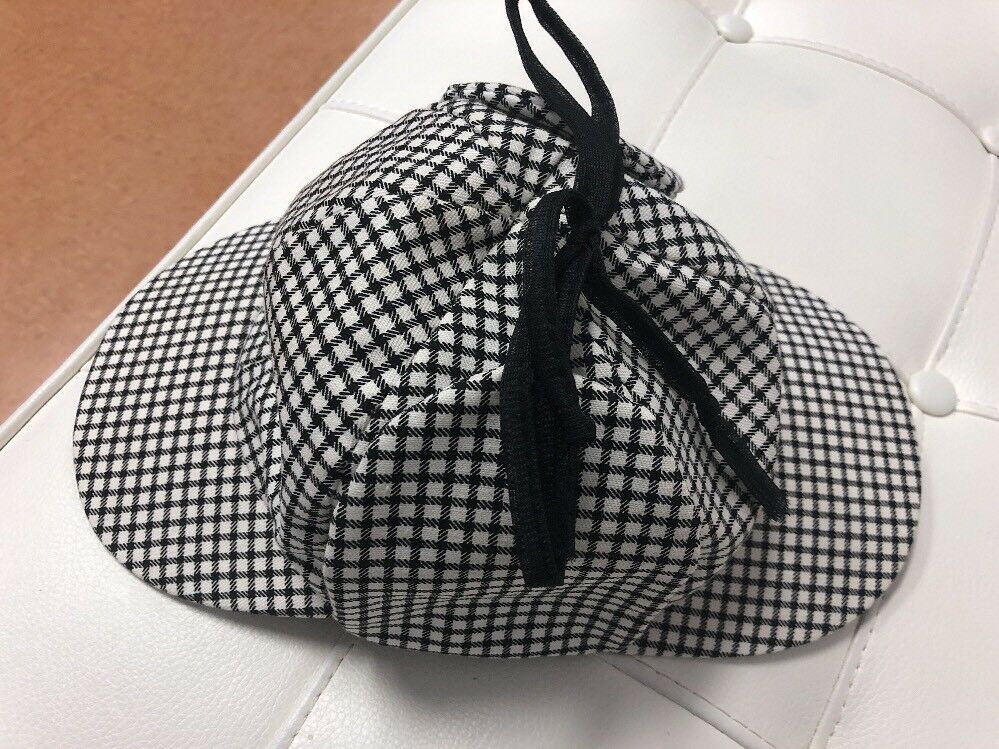 Vintage Hat Sherlock Holmes Deerstalker Hat Black and White Small