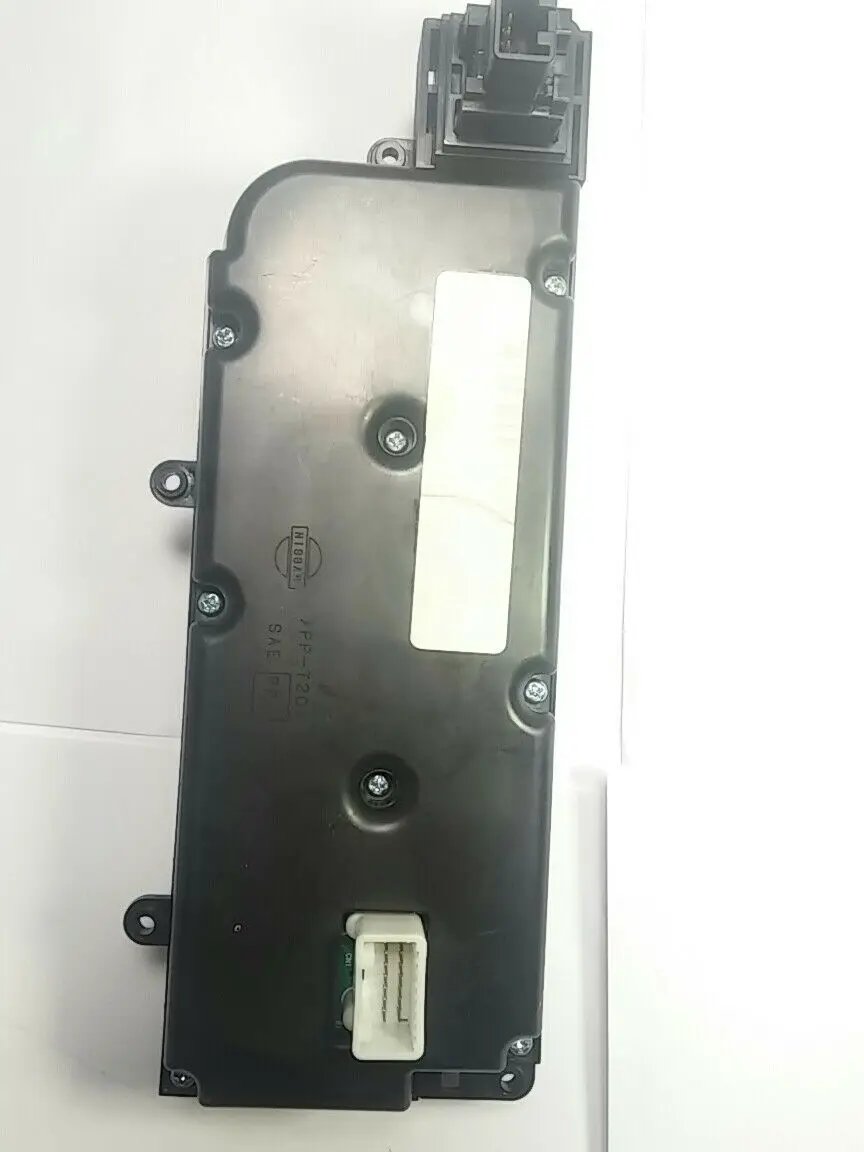 Fine 04 05 06 Nissan Quest Radio display face plate w/o nav OEM CC911 280985Z00B by Nissan