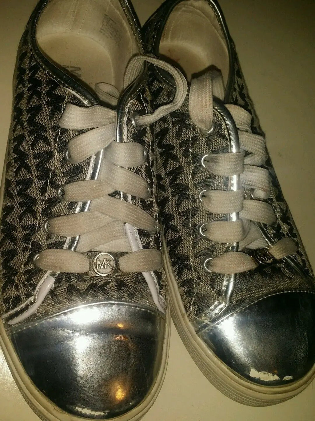 Michael Kors Women's Lace Up Signature Monogram Sneakers Shoes Sz 4 by Michael Kors