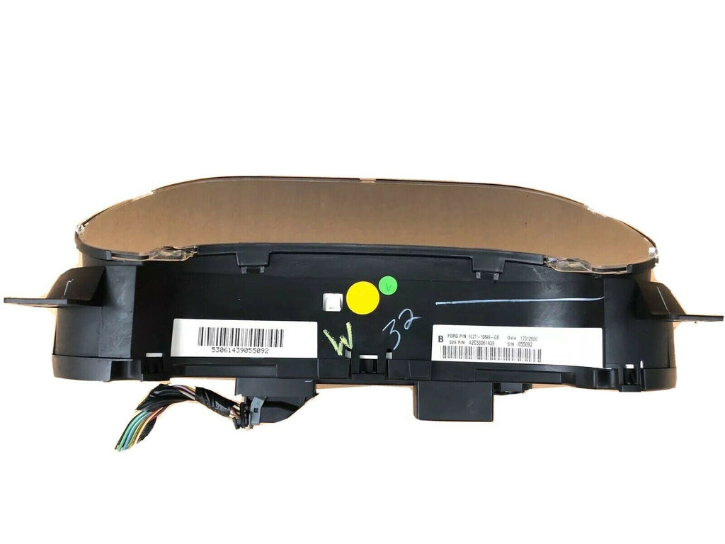 Speedometer Instrument Cluster Dash Panel Gauges 06 Explorer with 105,000 Miles