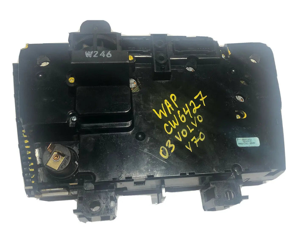 Volvo S60 V70 V70 XC OE Climate Control 8651244 2001-2003 by Volvo