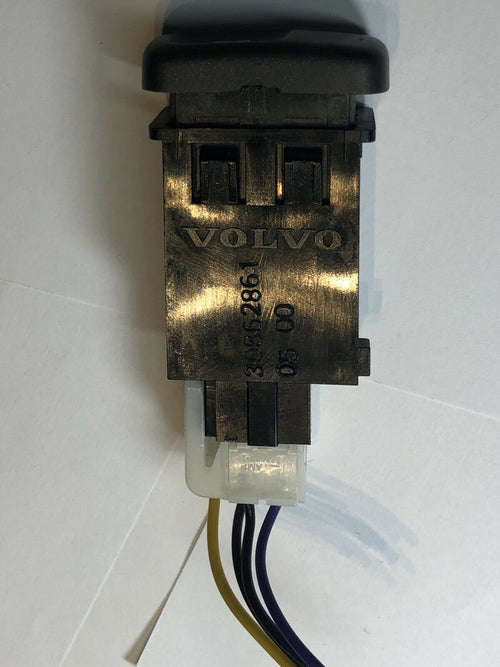 VOLVO  S40 S 40 V40 V 40  00 2000   SWITCH  " W "  OEM # 30862861