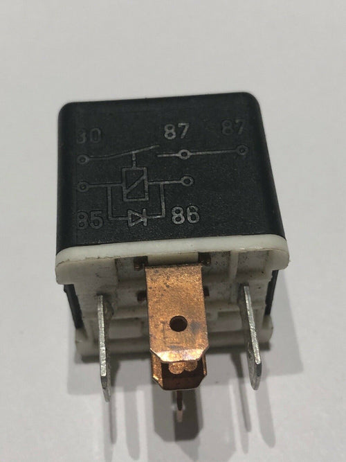 12V 5Pin # 4RA003510-73 / 9130269 / No. J _TESTED RELAY_ VOLVO