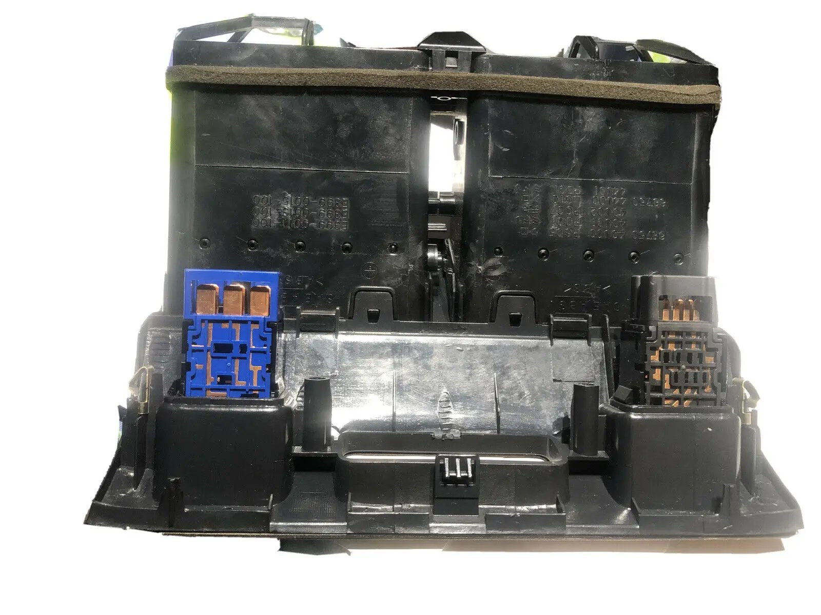 95 96 97 98 99 Nissan Maxima Vents AC Top Dash Center Bezel Black 68750-40U00 by Nissan