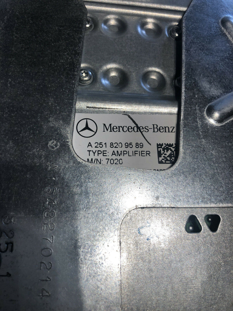 2006 MercedesBenz  R500 Amplifier Amp Harman Becker Kardon A 251 820 95 89 OEM