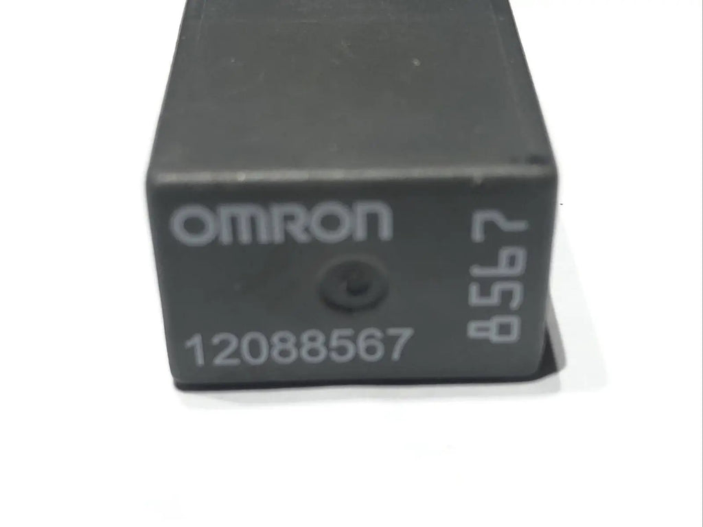Omron GM 4pin Relay 12088567 8567 3 Pieces lot by OMRON