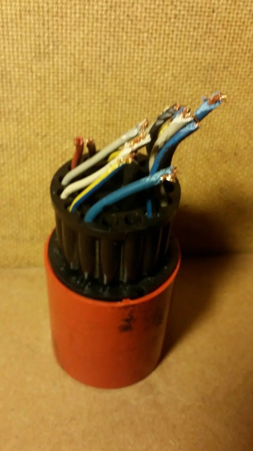 OEM Volvo OEM 240 740 760 780 940 940 1986-1995 Volvo Bulb Failure Relay (Red) by Volvo
