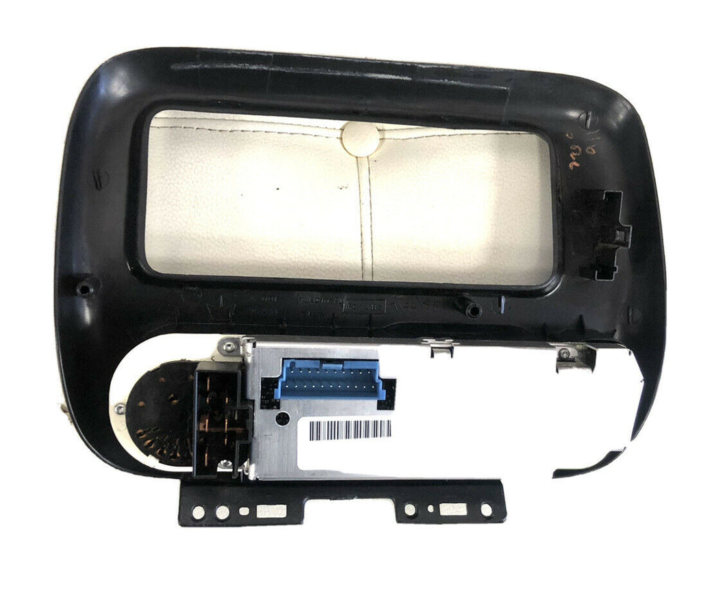 1999 - 2000 Caravan Town & Country AC Heater Climate Control Part# 04677917AB