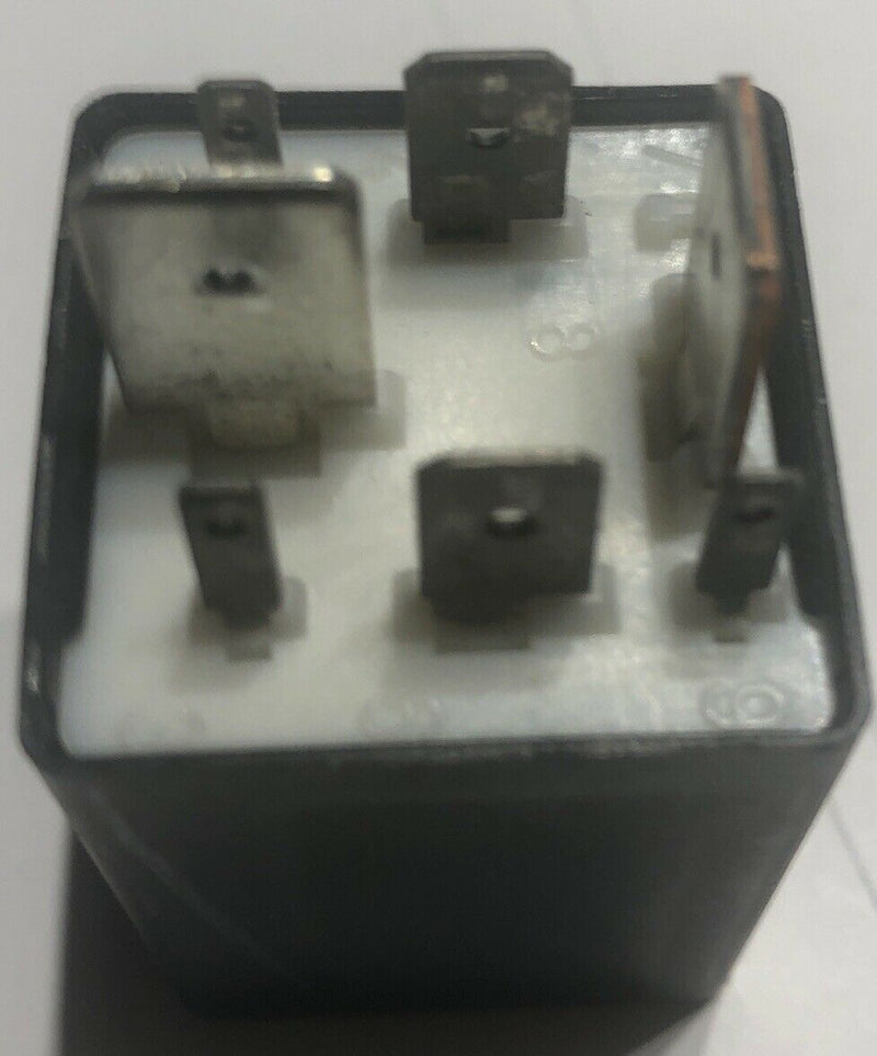 VW Audi Fuel Pump Relay 409 Volkswagen, Jetta, Golf, Passat 1J0906383