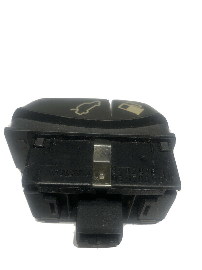 Volvo 9162946 Trunk Hatch Gas Fuel Door Release Popper Switch C70 S70 V70 V70R