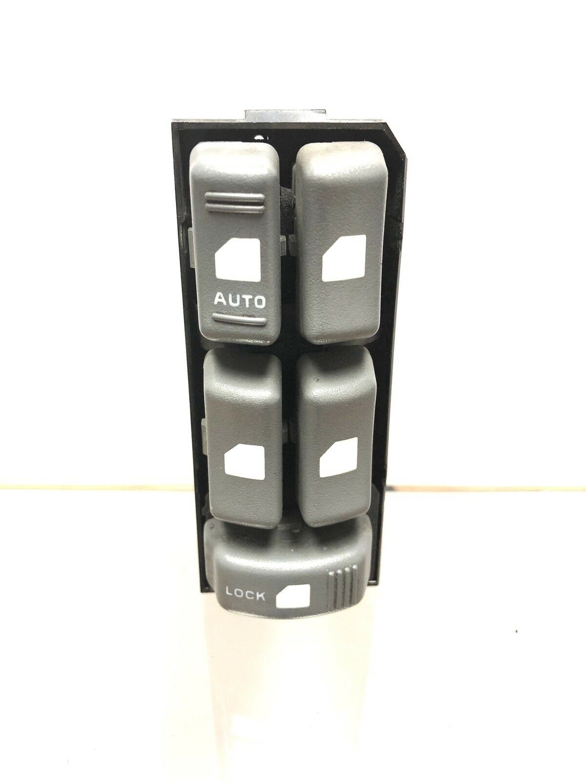 Used Power Window Master Switch Left Driver Side for Blazer C3500 Sonoma Yukon