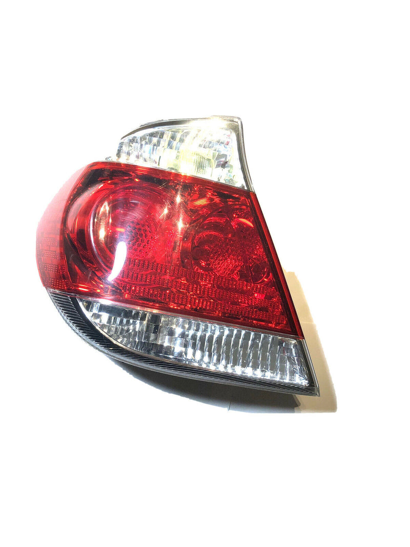 05 06 Toyota Camry Driver Side Left Rear TAIL LIGHT Taillight Assembly OEM