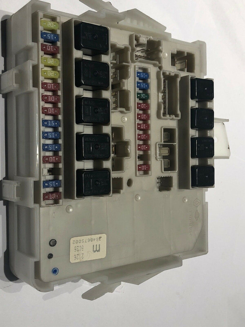 04-05 Nissan Armada Titan OEM IPDM Fuse Box