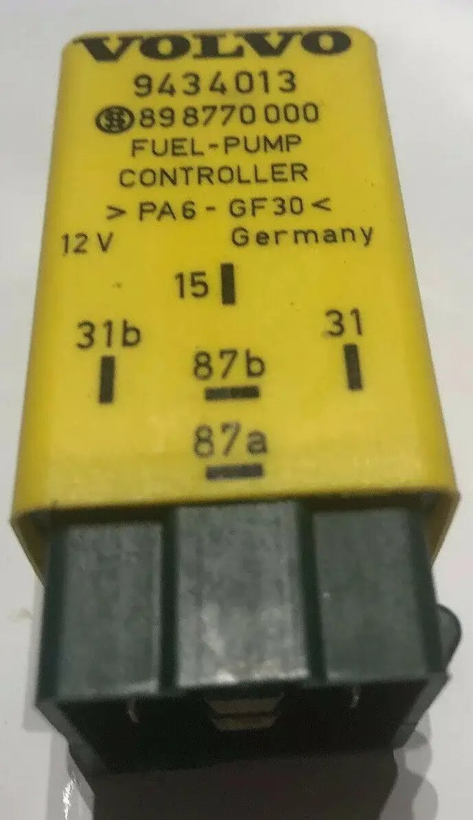 Volvo 850 OEM Fuel Pump Control Relay Fuse 9434013 9441029 by Volvo