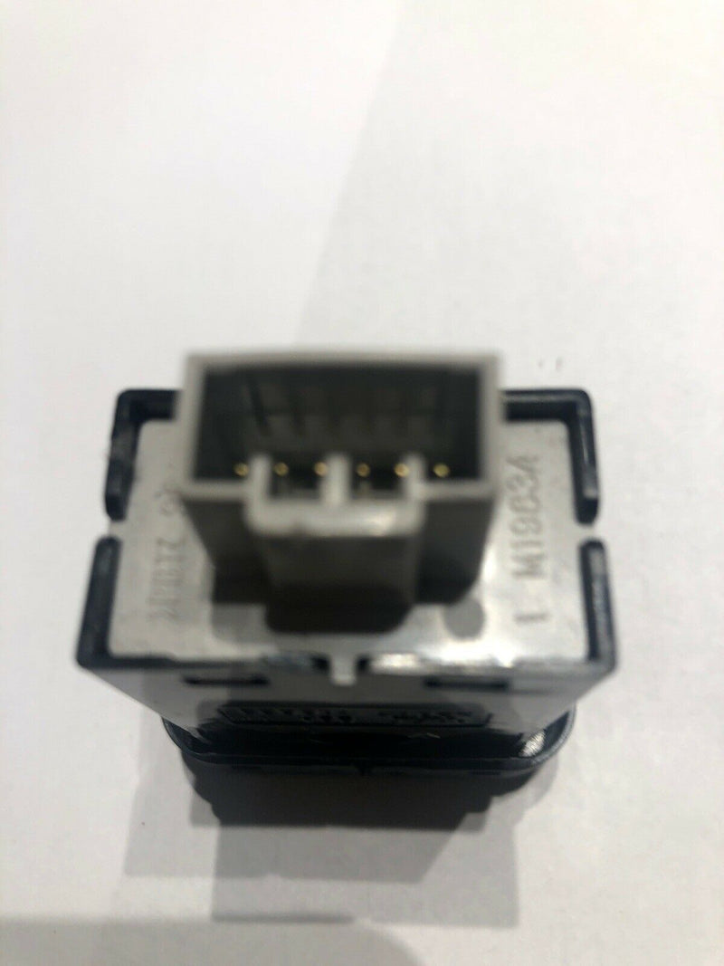 2003-2005 Honda Accord sunroof switch M19833