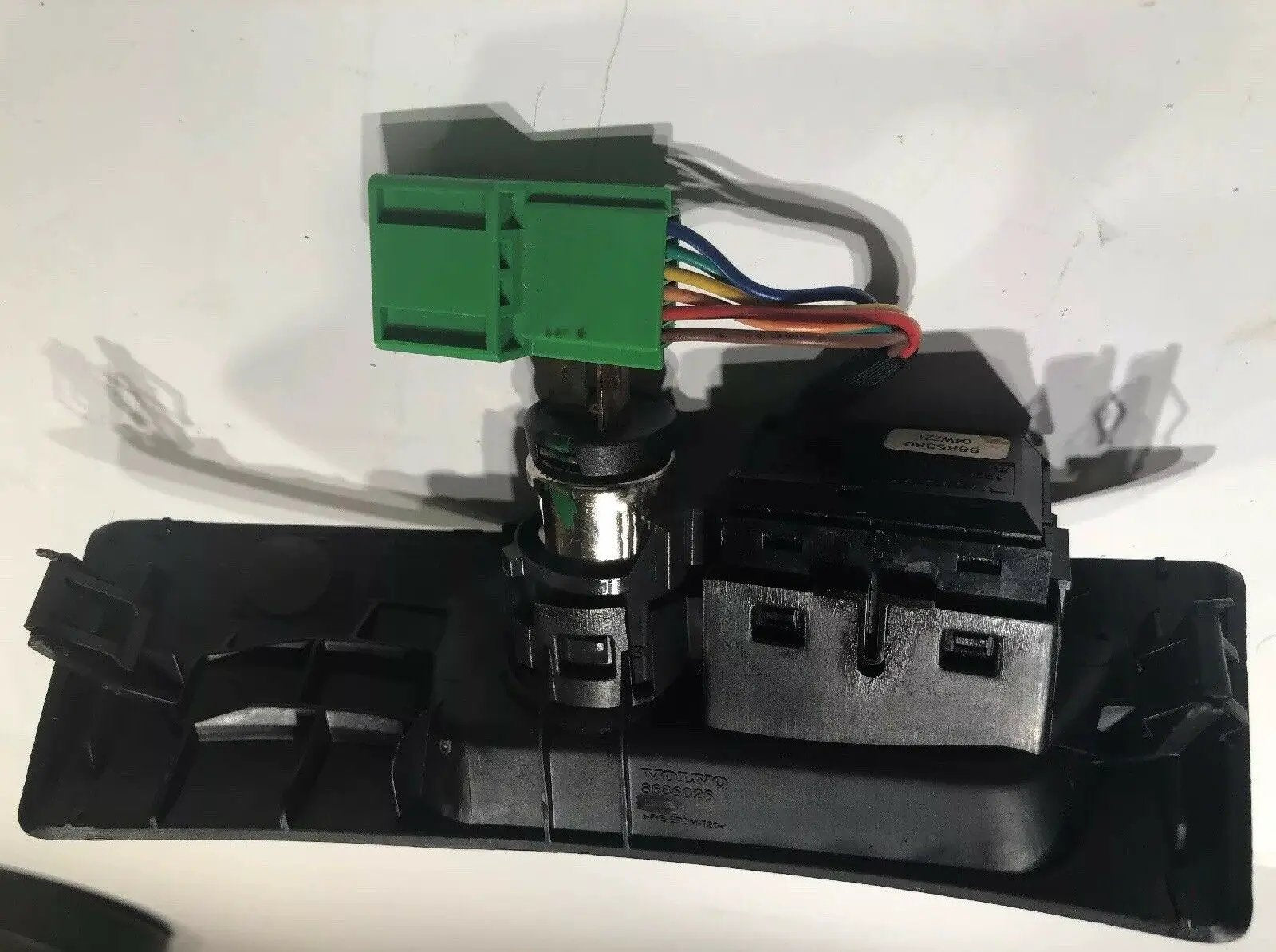 8685380 Volvo S40 V50 DSTC Traction Switch Button 12V Charging Power Socket OEM. by Volvo