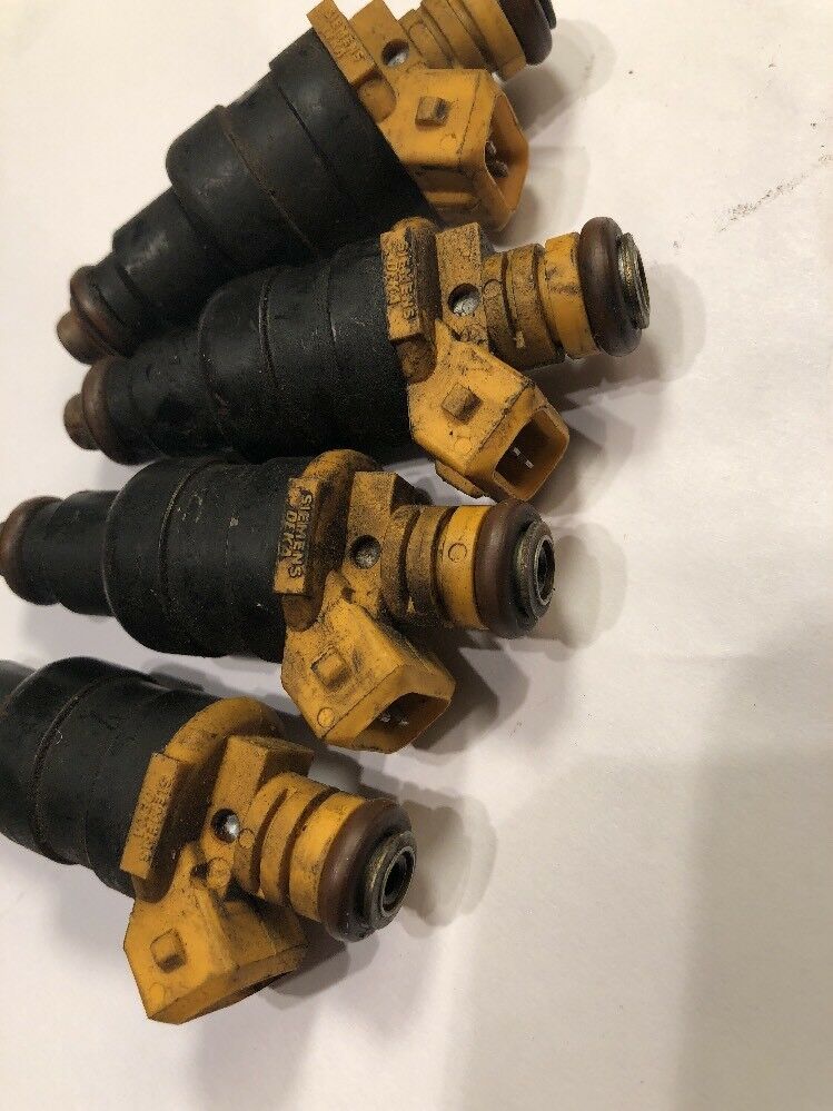 SET OF 4 SIEMENS OEM FUEL INJECTOR 1389563 1989-1995 VOLVO 740-940 2.3L L4