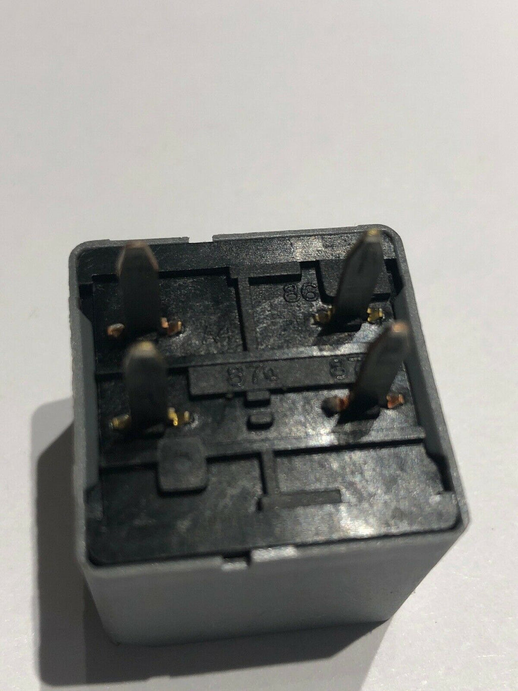 DELPHI 4 PIN RELAY 8864 / 15328864