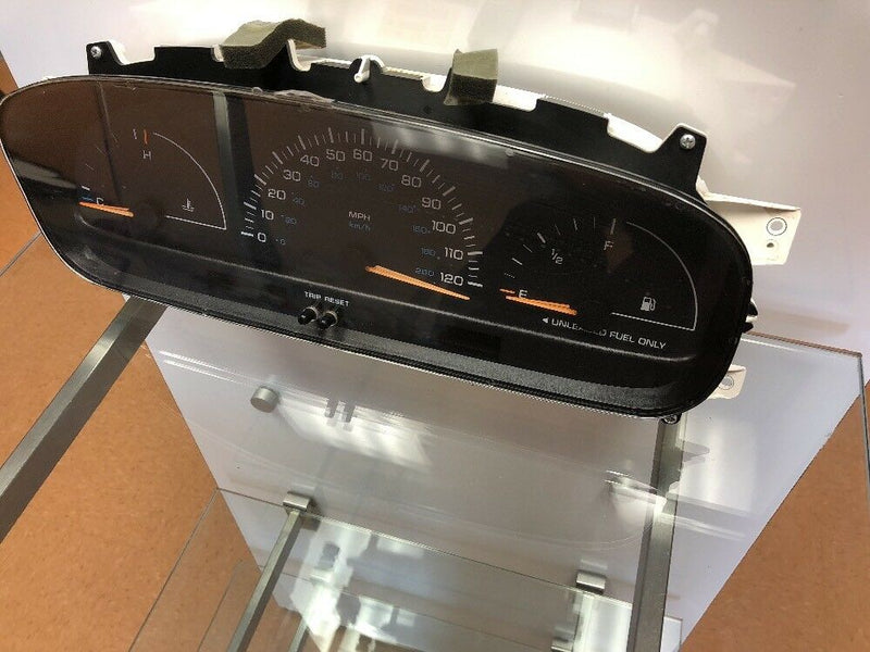 Almost-gone 1996-00 Chrysler Town Country instrumental gauge cluster speedometer