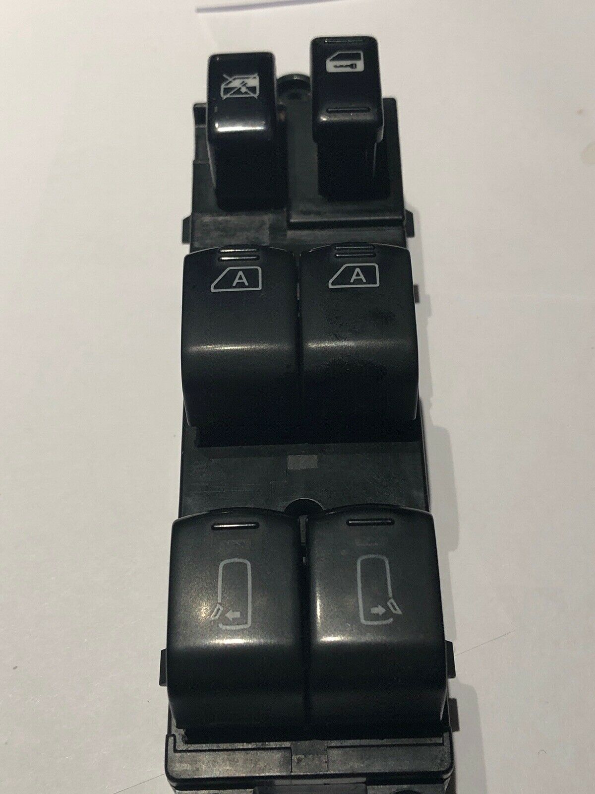 Driver Left Master Power Window Switch OEM – Nissan Quest 2004-2008