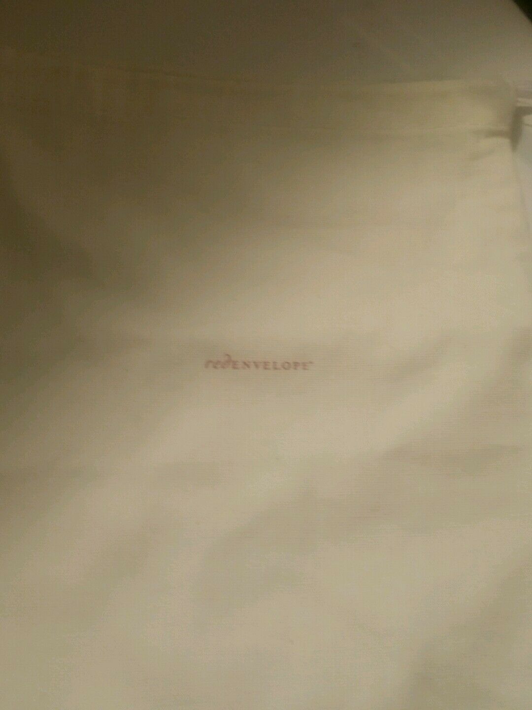 red envelope dust bag