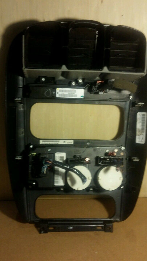 2001 - 2005 Dodge Grand Caravan AC heat unit controller & bezel vents/w switches