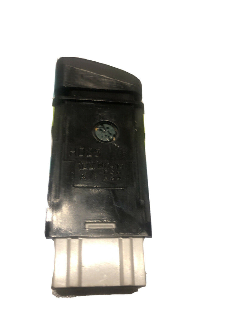 1998-2000 HONDA ACCORD SWITCH m17479 HAZARD OEM c136