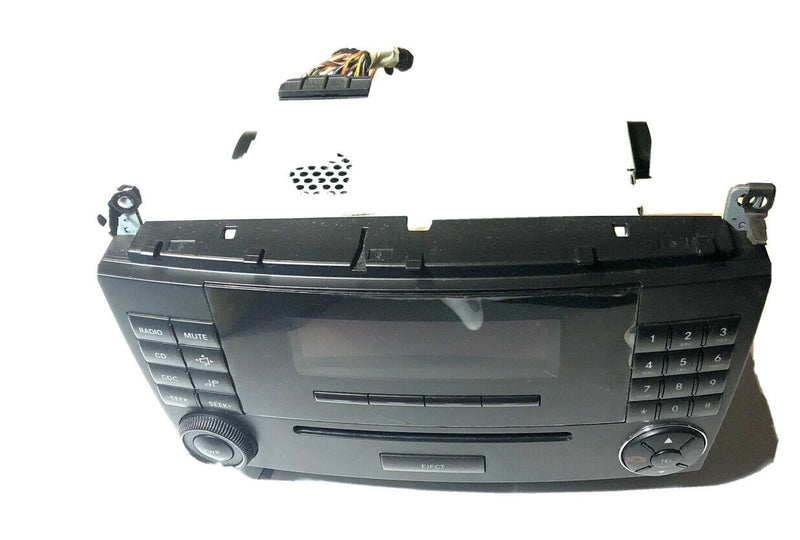 Used MERCEDES BENZ Factory OEM Radio CD Player 2001 2002 2003 2004 2005 2006