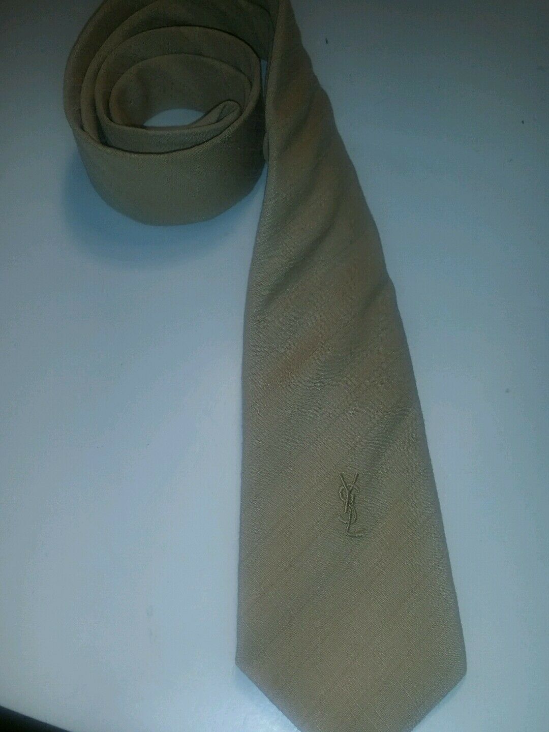 yves saint laurent nude vintage color tie