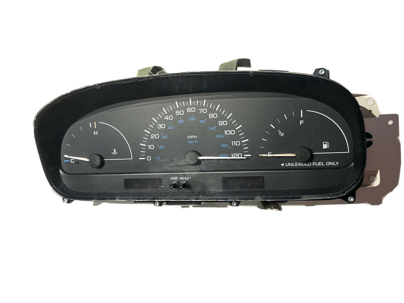 2000 Dodge Caravan Instrument Cluster Speedometer Tachcometer gas gauge OEM GO o