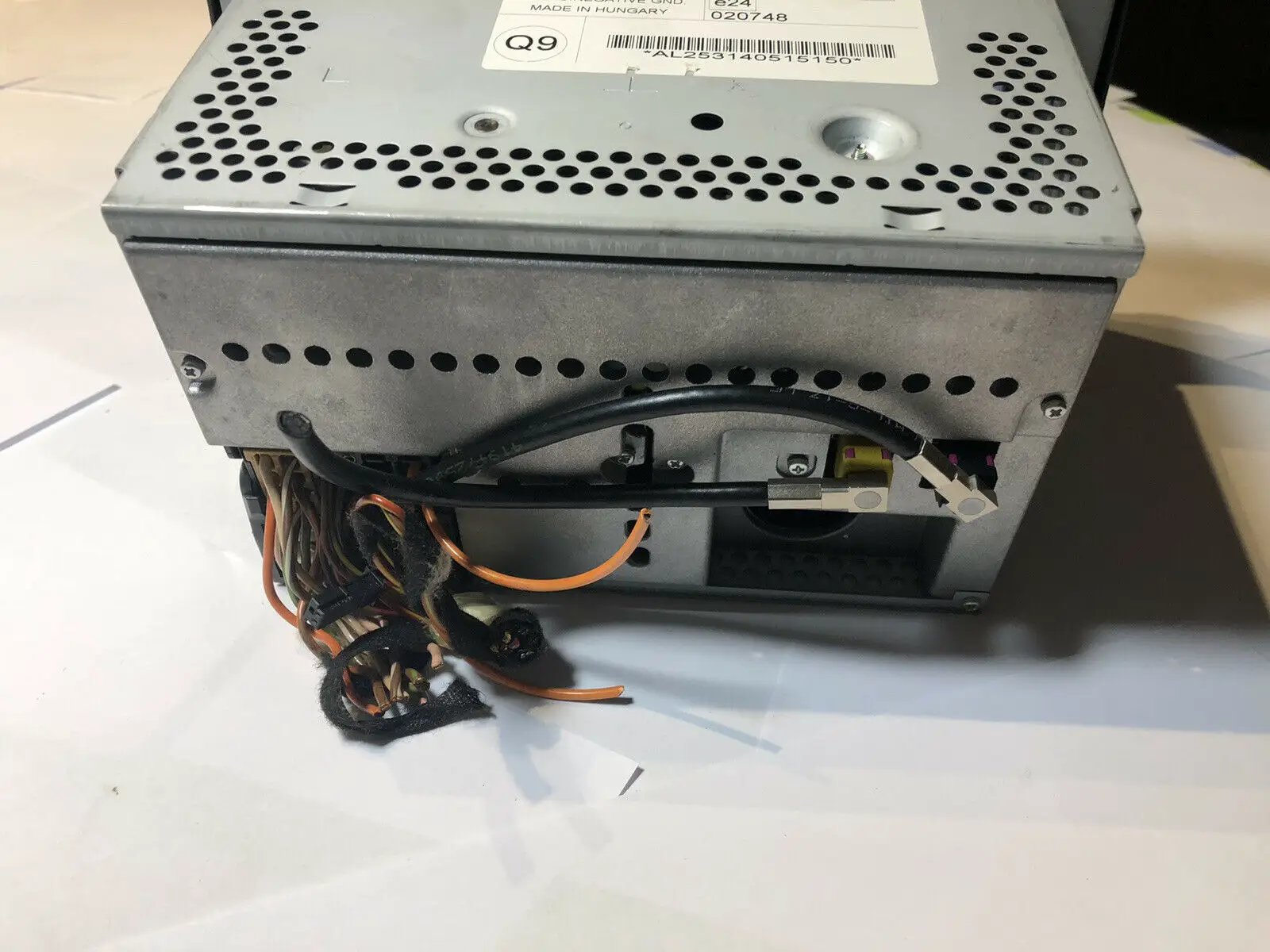 Used MERCEDES BENZ Factory OEM Radio CD Player 2001 2002 2003 2004 2005 2006 by Mercedes-Benz