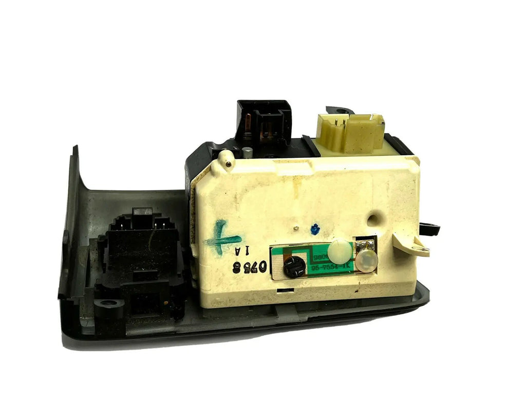 S2299 Genuine CARQUEST Headlight Switch w/ Dash Trim attached xref# DS-1028 by Standard Motor Products