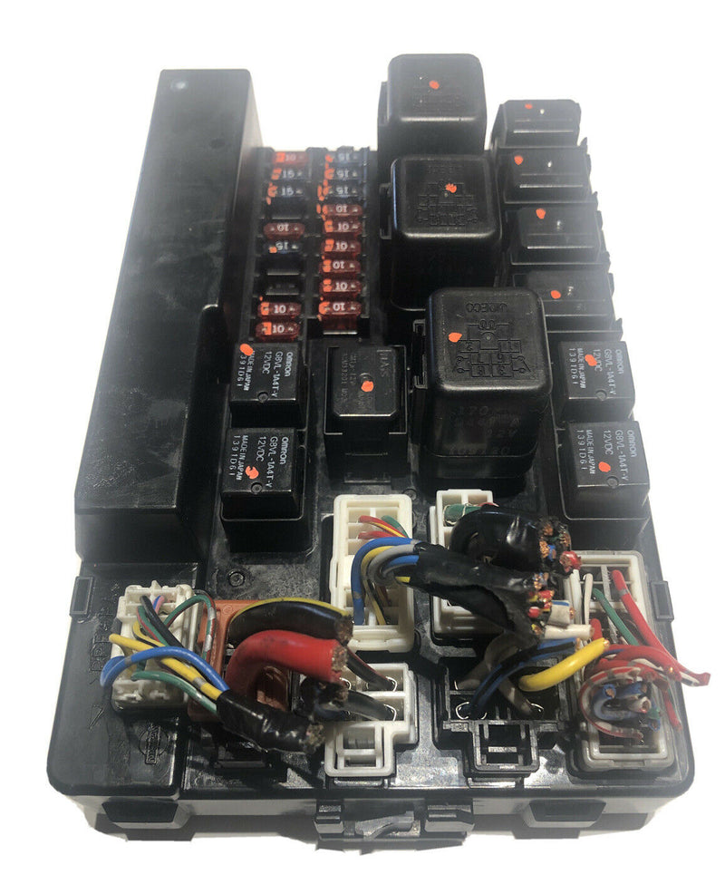 2003 Nissan Altima 2.5 engine fuse box